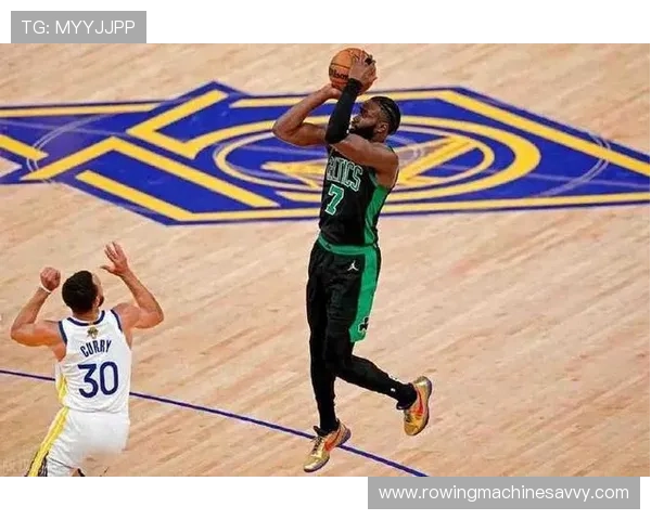 冠军争夺分析：本赛季争冠格局与关键球队走势清晰