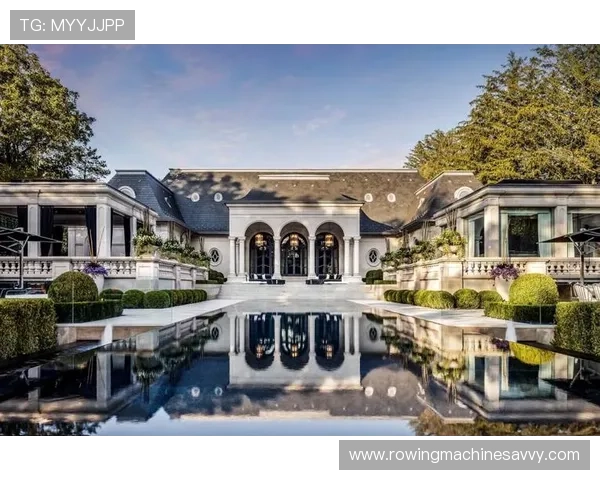 扎克拉文赛场外的豪宅照片又泄露了？这生活跟普通人差太远了吧！