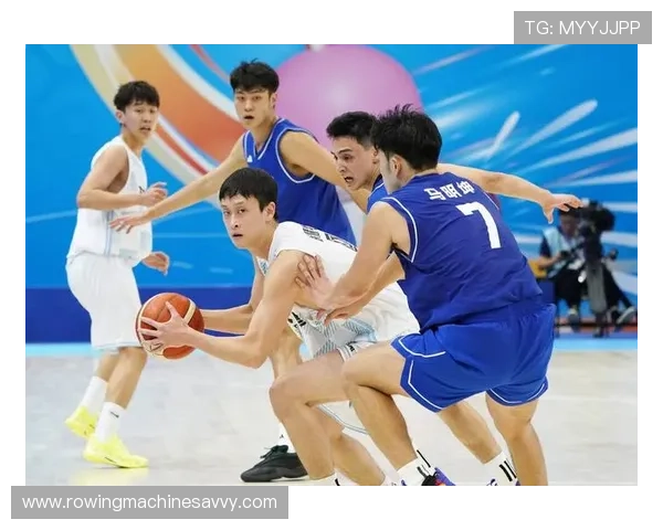 了解篮球比赛中持球启动规则的关键要点与常见误区